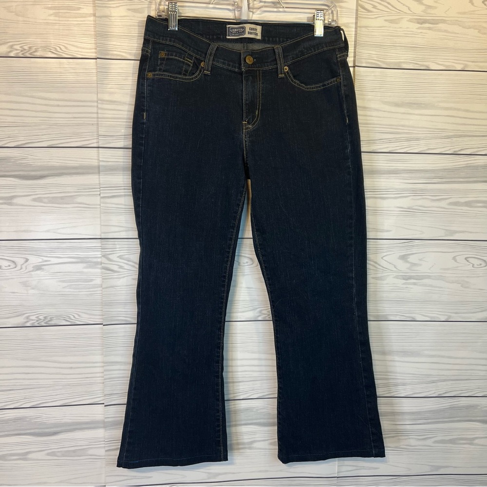 Size 8s  Signature Levi Strauss Curvy Boot cut Jeans  (new)